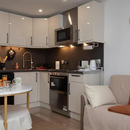 شقة La Demeure Du Soleil T2 Cosy, Clim,wifi, Castillet 15 Min, Parking Facile