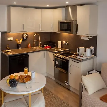La Demeure Du Soleil T2 Cosy, Clim,wifi, Castillet 15 Min, Parking Facile Appartement Perpignan