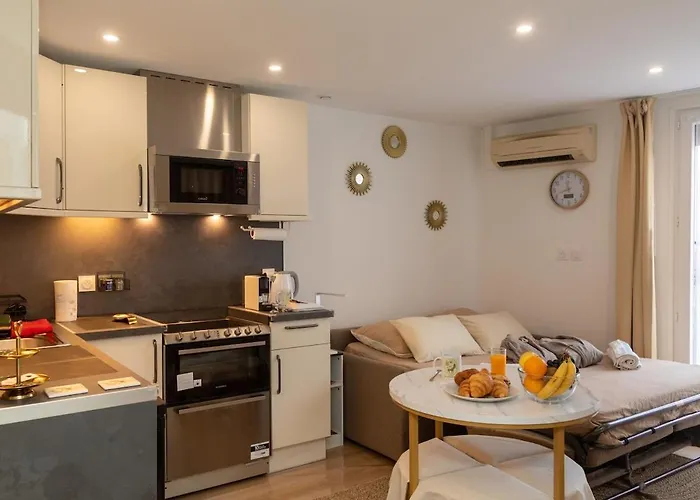 شقة La Demeure Du Soleil T2 Cosy, Clim,wifi, Castillet 15 Min, Parking Facile *